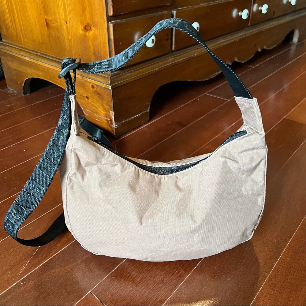 Baggu small crescent bag cocoa